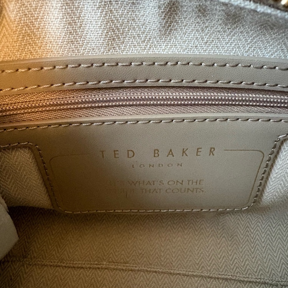 Ted Baker Beige Leather Crossbody Bag with Gold Accents - Picture 6 of 9